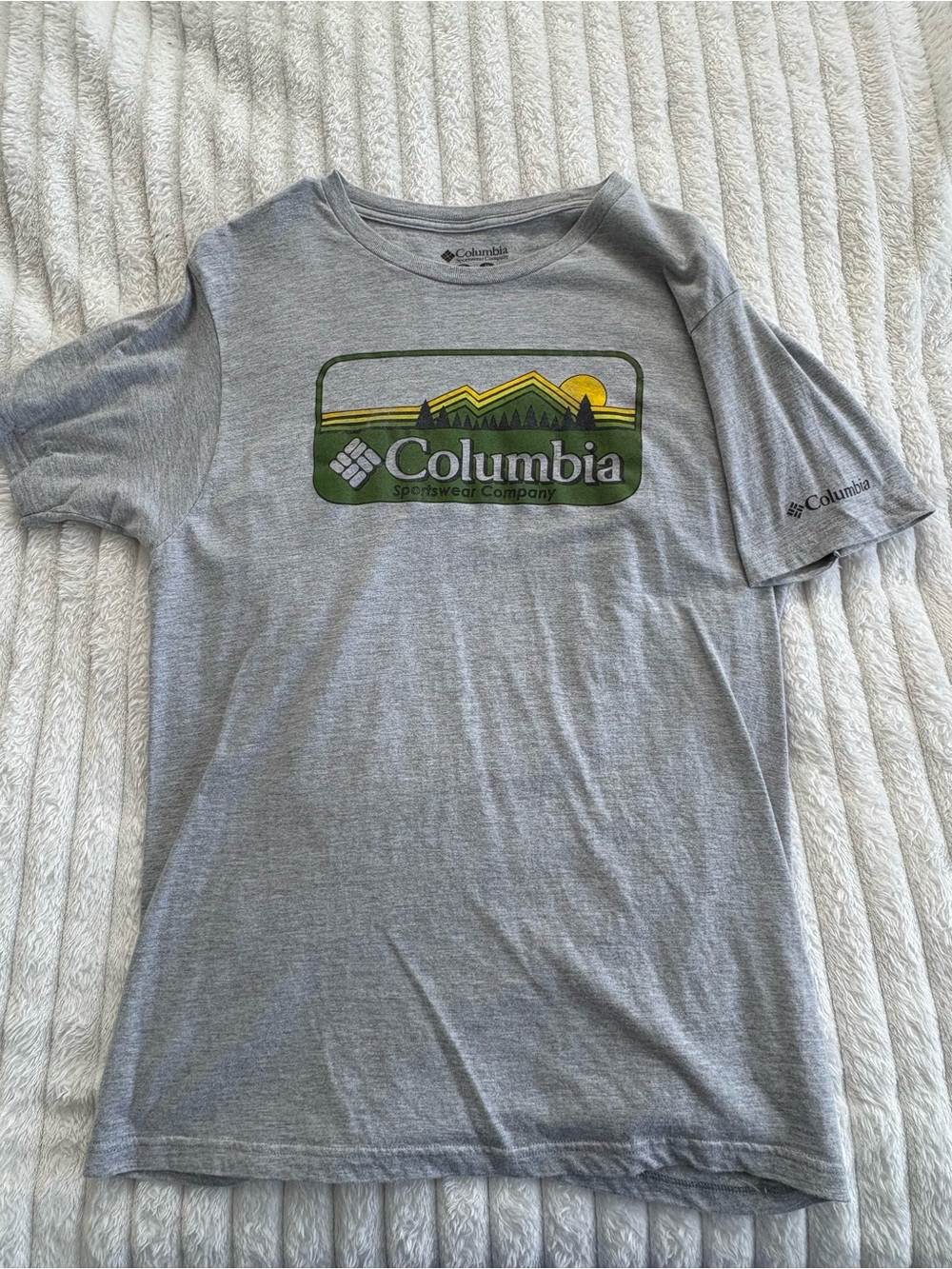 Columbia Heather Gray Tee with Green and Yellow Mountain Graphic